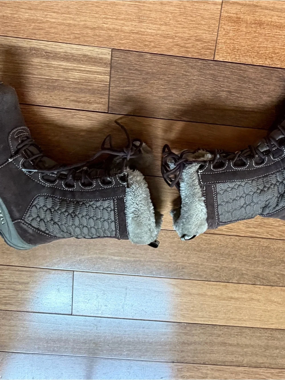 Merrell Women's Brown Faux Fur Winter Lace-Up Boots